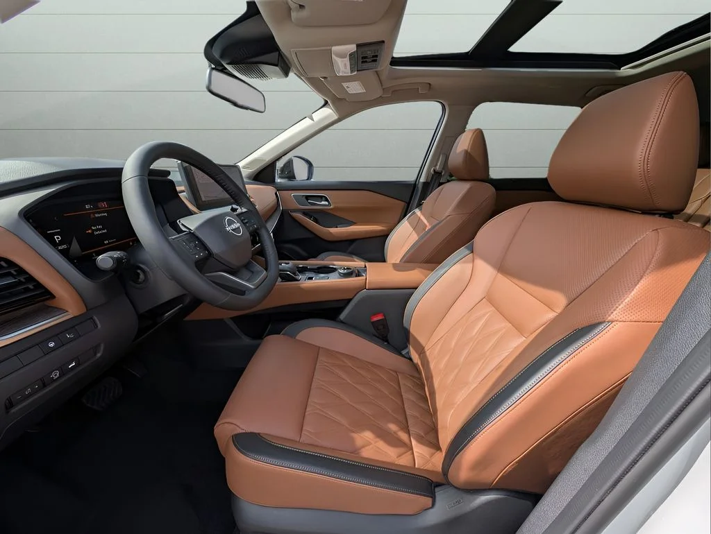 New 2026 White Nissan Platinum image 2