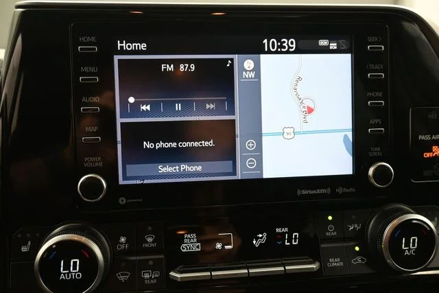 Used 2021 Black Toyota XLE image 37