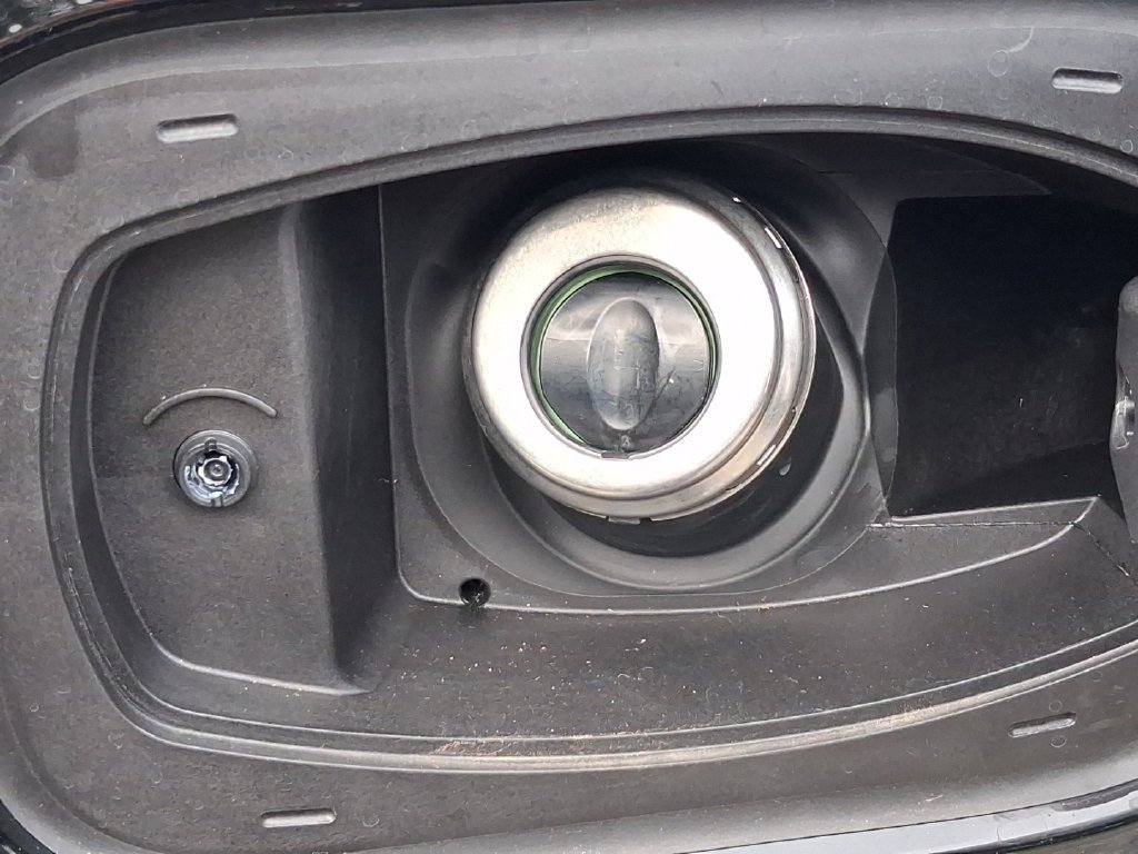 New 2026 Black Jeep Latitude image 32