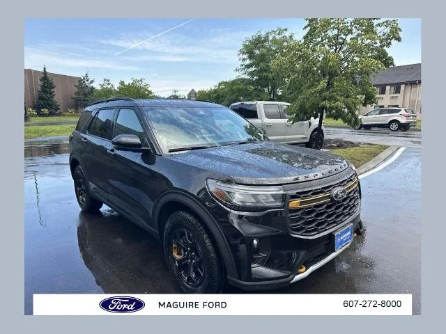 New 2026 Agate Black Metallic Ford Tremor® image 18