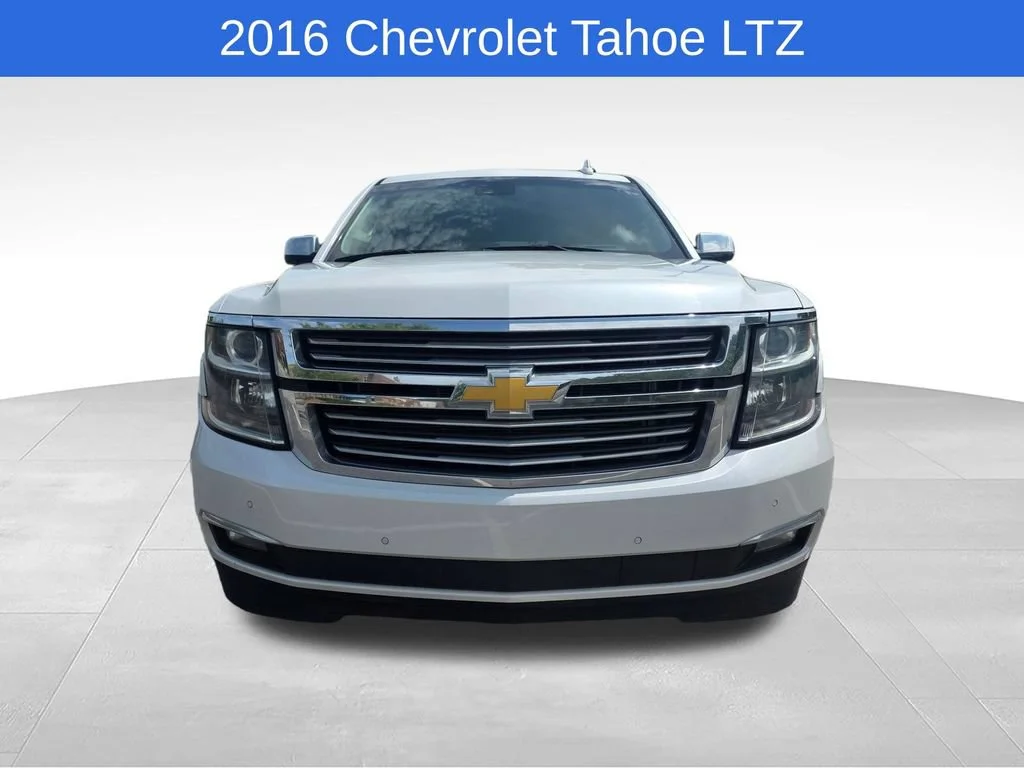 Used 2016 IRIDESCENT PEARL TRICOAT Chevrolet LTZ image 9