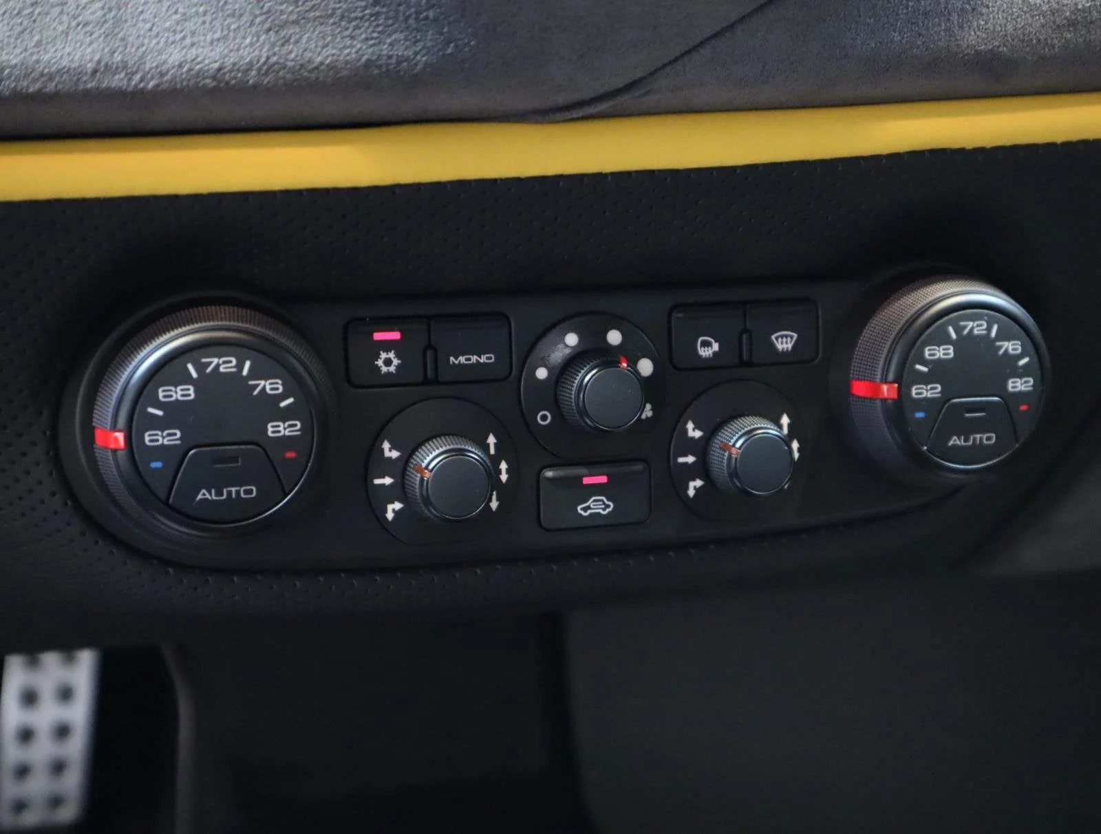 Certified Used 2019 Giallo Modena Ferrari  image 27