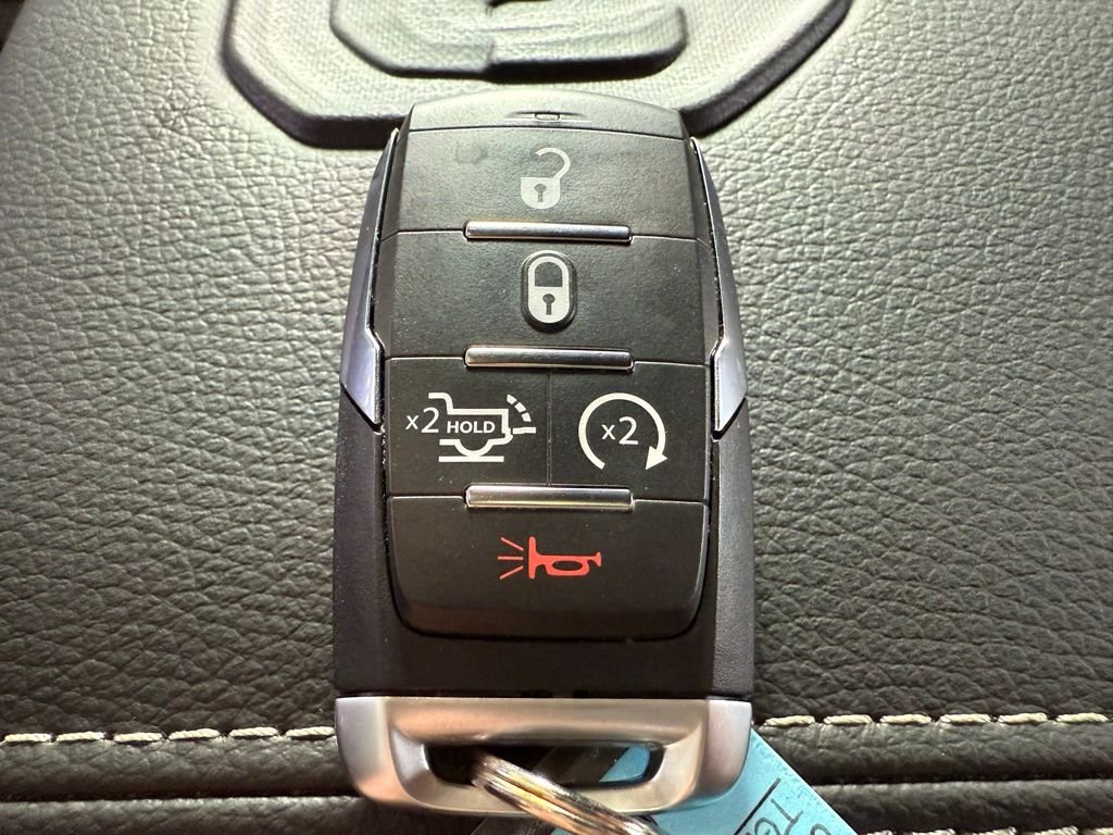 2026 RAM 3500 Laramie - Photo 23