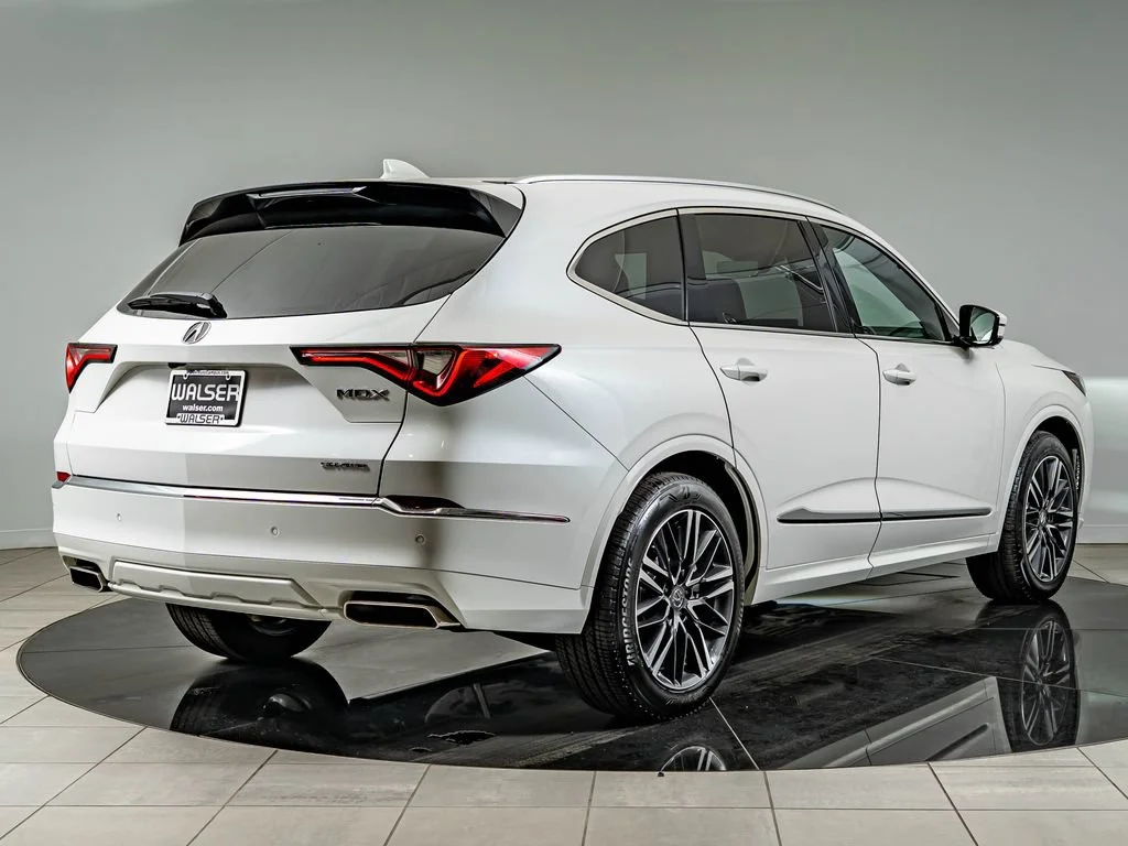 Used 2026 Platinum White Pearl Acura Advance Package image 5