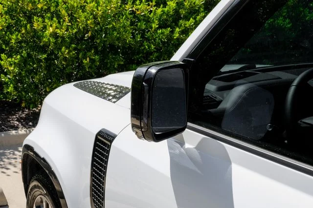 2025 Land Rover Defender V8 - Photo 53