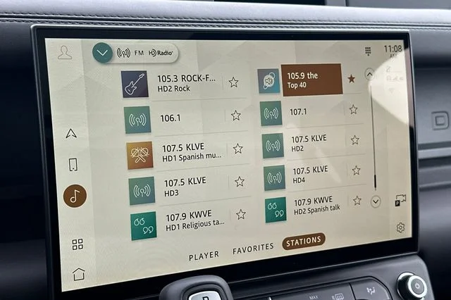 New 2026 Woolstone Green Land Rover S image 16
