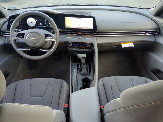 2025 Hyundai Elantra SEL - Photo 41