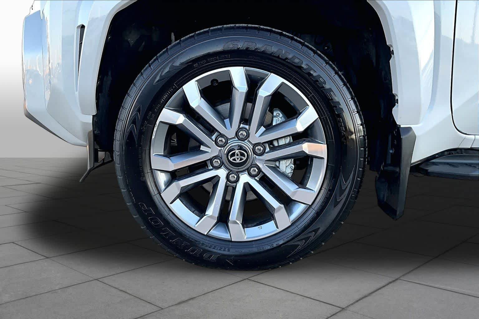 Used 2026 Wind Chill Pearl Toyota Limited image 11