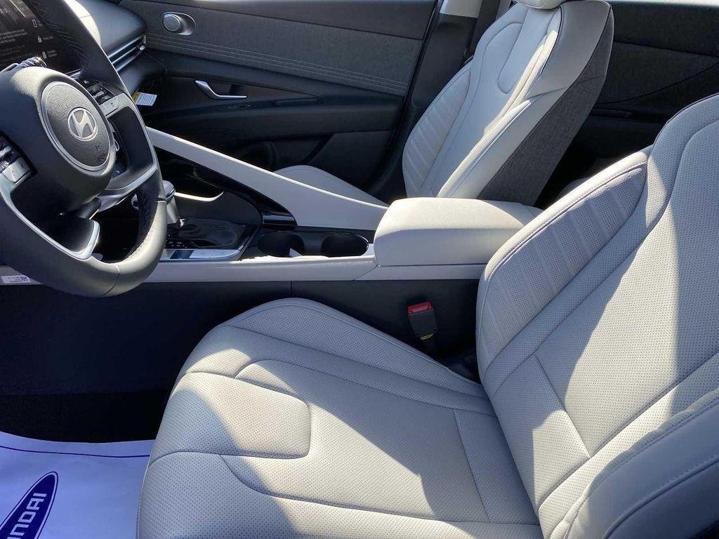 New 2026 White Hyundai Limited image 26