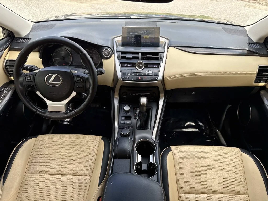 Used 2015 Red Lexus 200t image 18