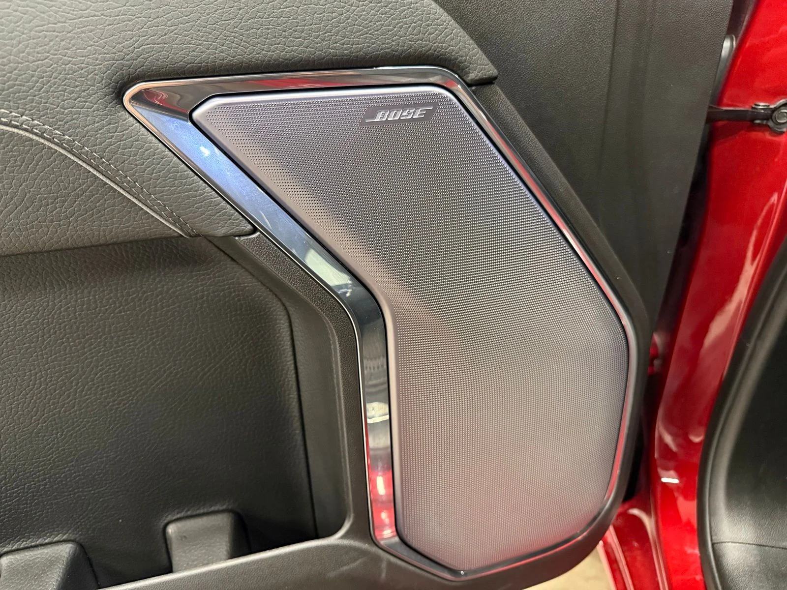 Used 2024 Red GMC Denali image 22