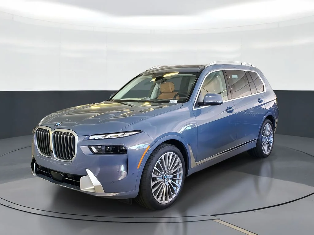 2026 BMW X7 xDrive40i's photo