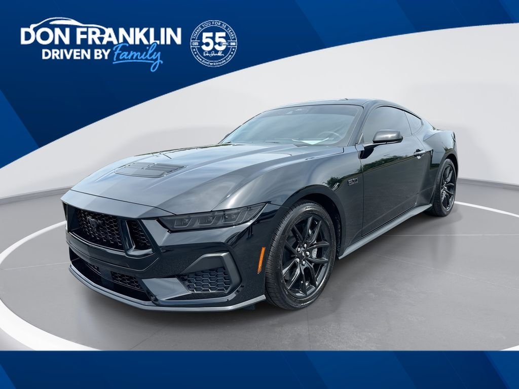2025 Ford Mustang GT Fastback's photo