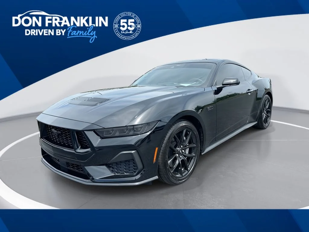 2025 Ford Mustang GT Fastback's photo