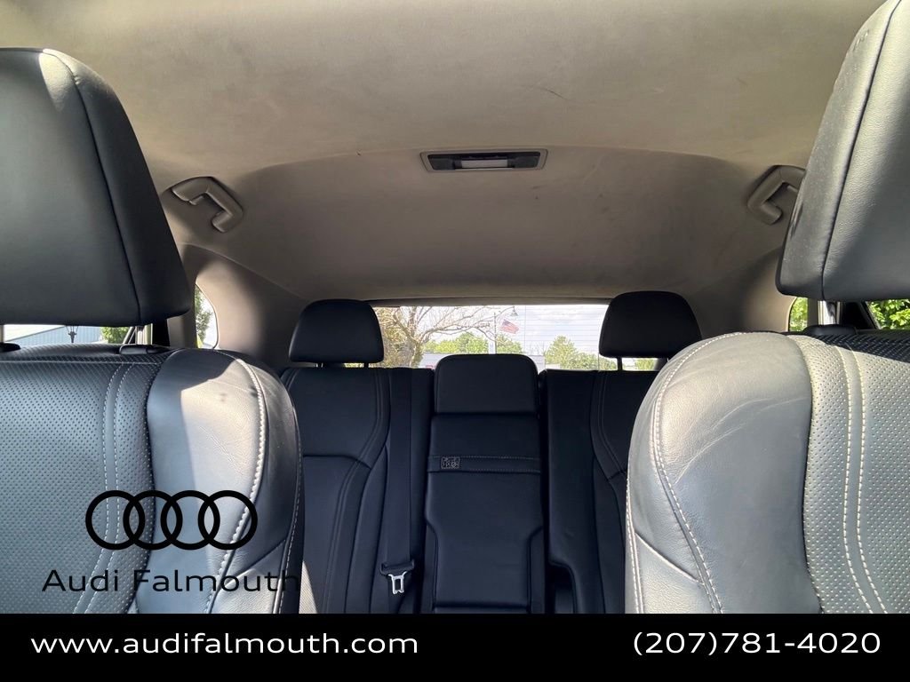 Used 2016 White Lexus 450h image 40