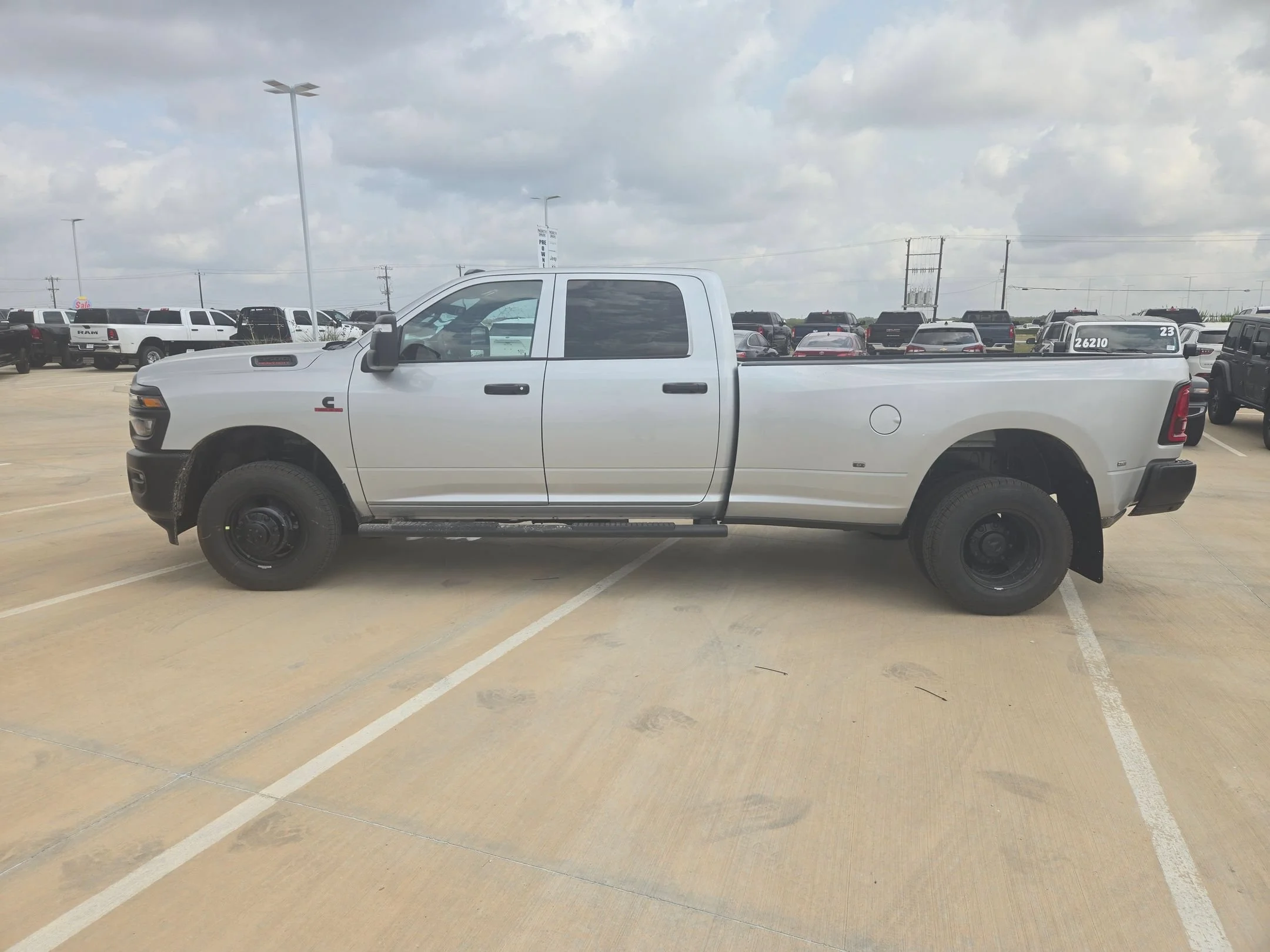 New 2026 Silver-Zynith Exterior Paint RAM Tradesman image 6