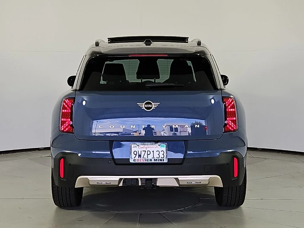 Used 2026 Blue MINI Iconic image 8