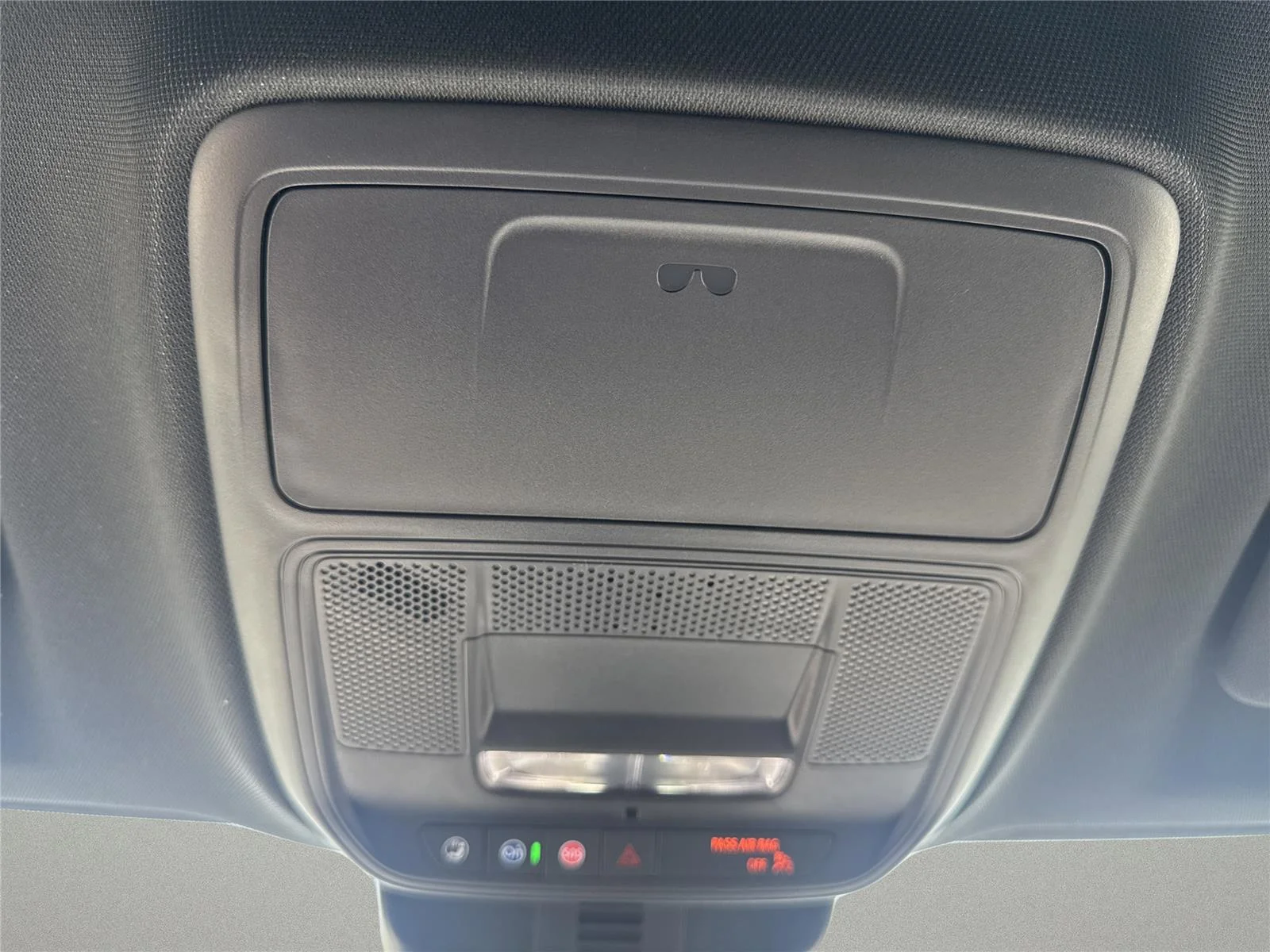 New 2026 Sterling Metallic GMC Elevation image 20