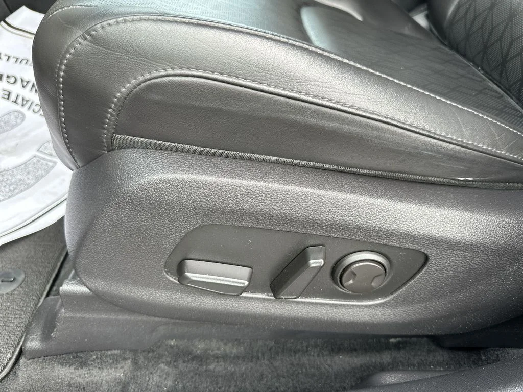 Used 2024 Gray Kia EX image 18