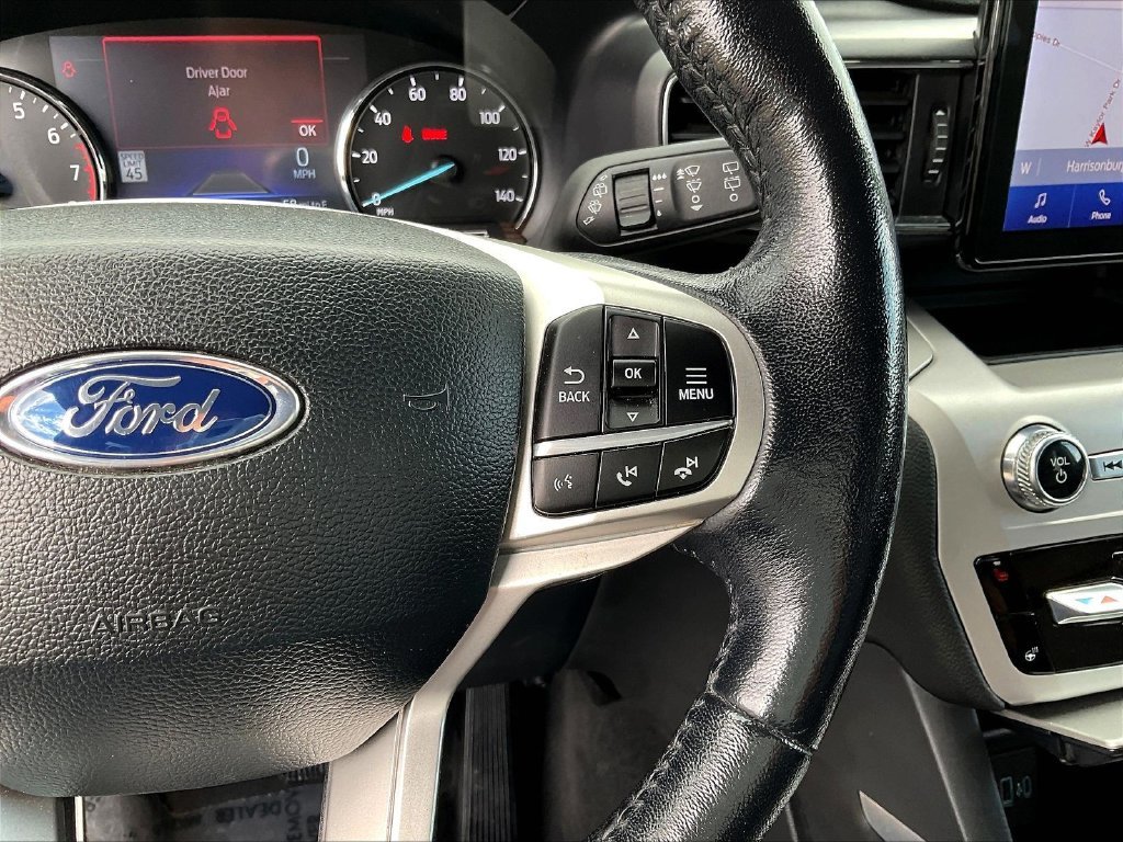 Used 2023 Gray Ford XLT image 12