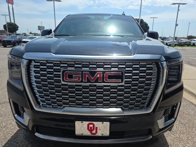 Used 2024 Black GMC Denali image 2