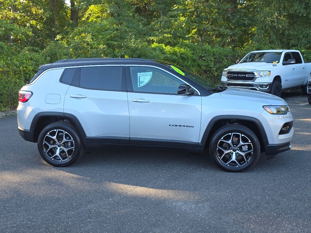 2026 Jeep Compass Limited - Photo 19