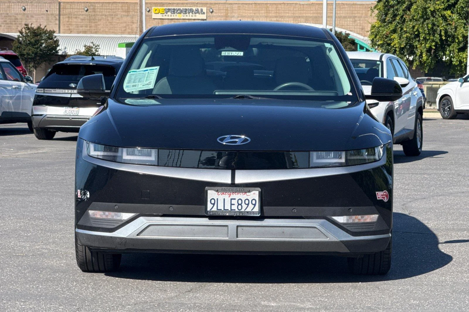 Used 2024 Abyss Black Hyundai SEL image 9