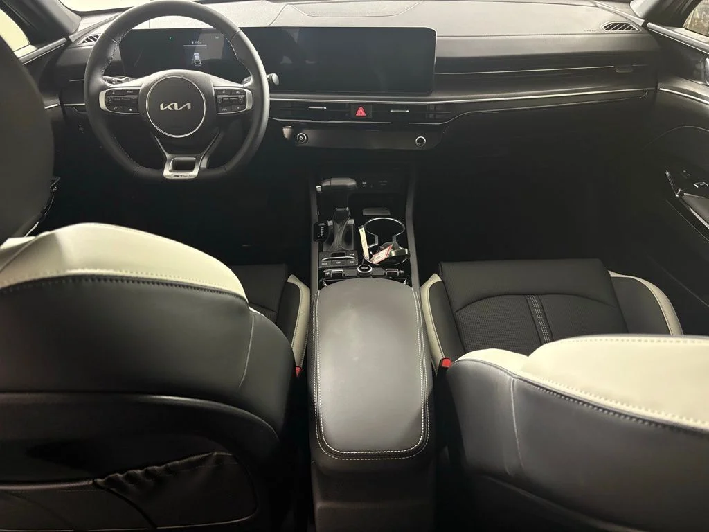 New 2026 Yacht Blue Kia GT-Line FWD image 33