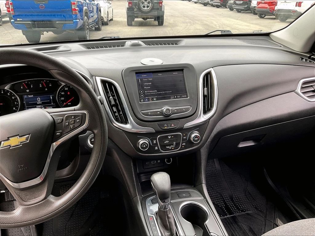 Used 2023 White Chevrolet LT image 18