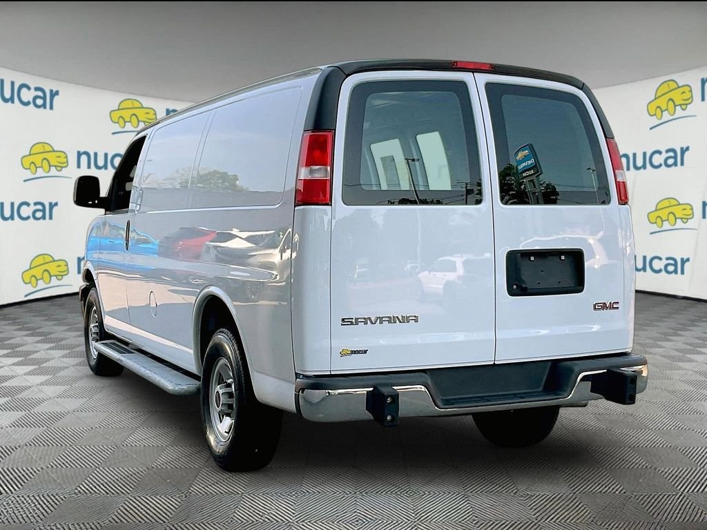 Used 2024 White GMC Work Van image 4