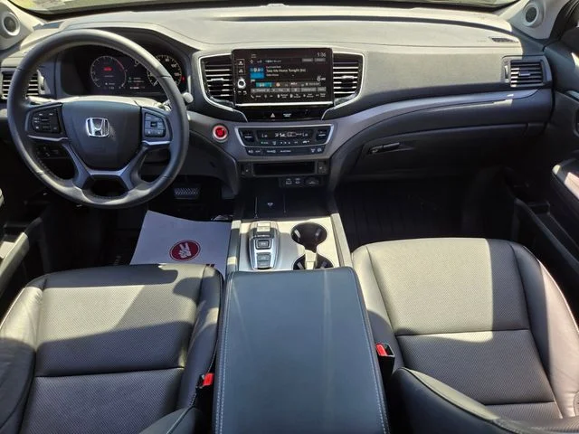 Used 2025 Black Honda RTL image 15
