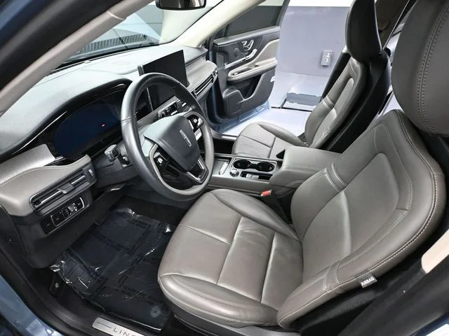 Used 2023 Blue Lincoln Reserve image 21
