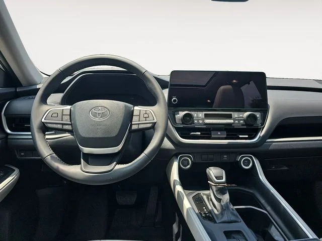 Used 2026 Silver Toyota XLE image 8