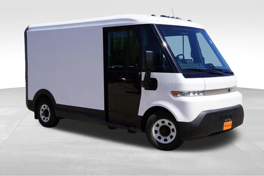 Used 2024 Oyster White BrightDrop Base image 2
