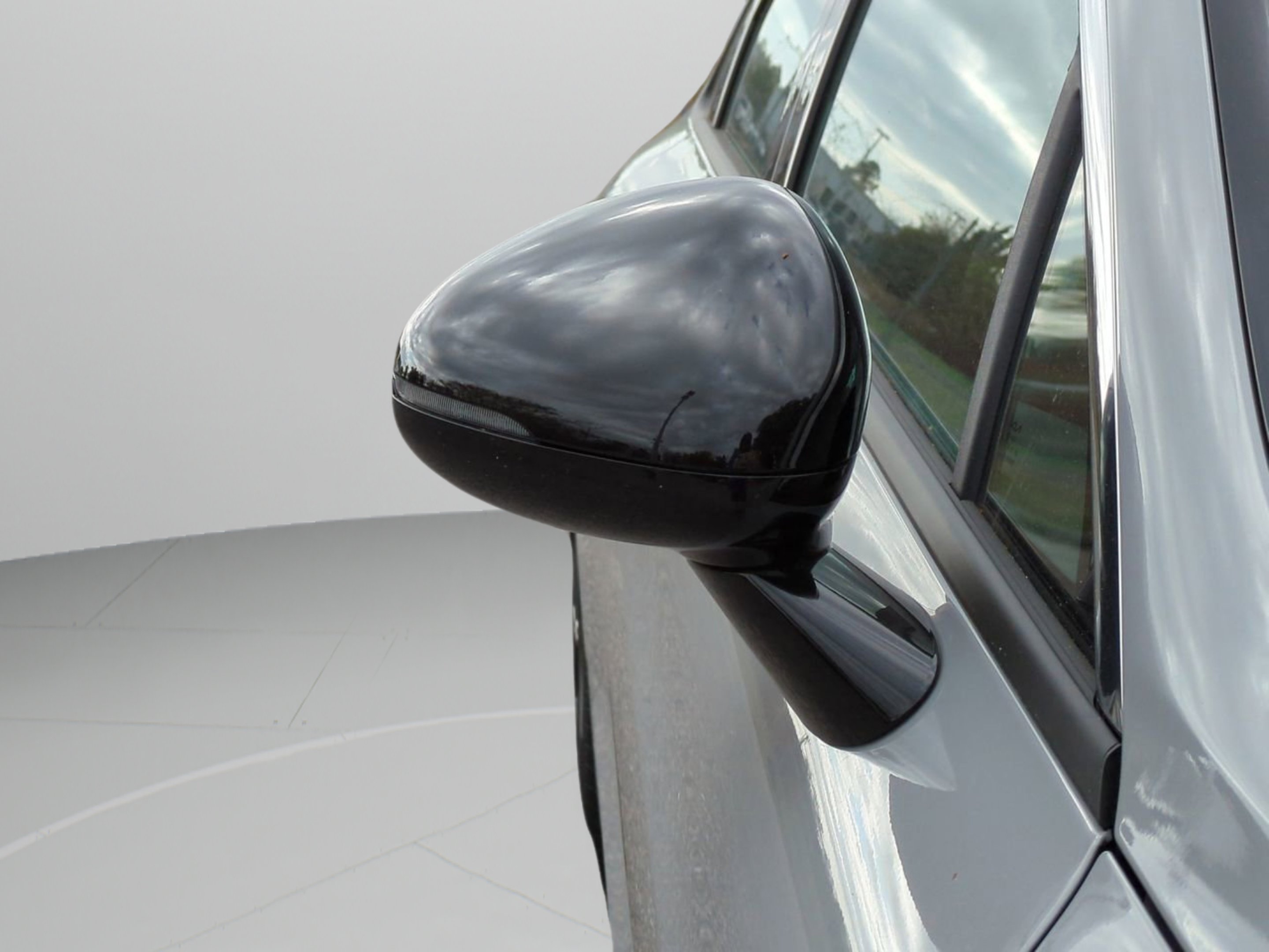 New 2026 Wolf Gray Kia GT-Line image 26