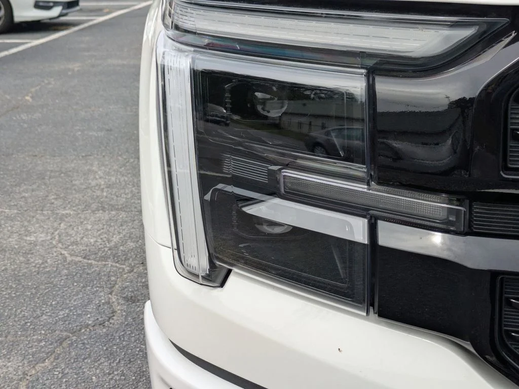 New 2026 Star White Metallic Tri-Coat Ford Platinum image 10