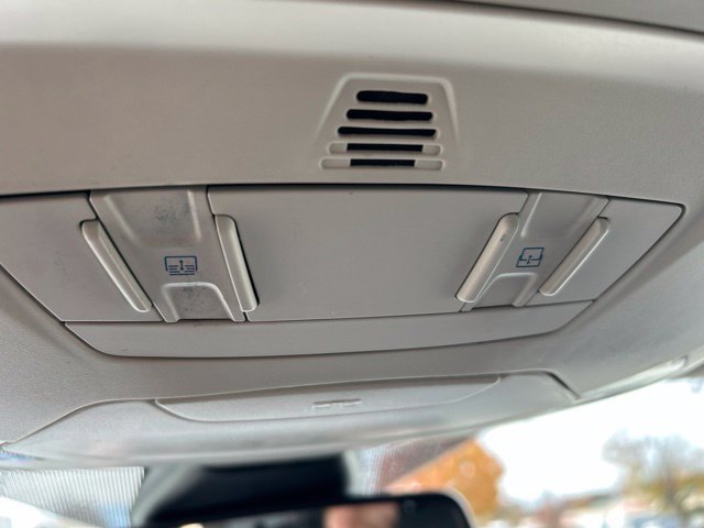 Used 2019 Black Metallic Ford Titanium image 33