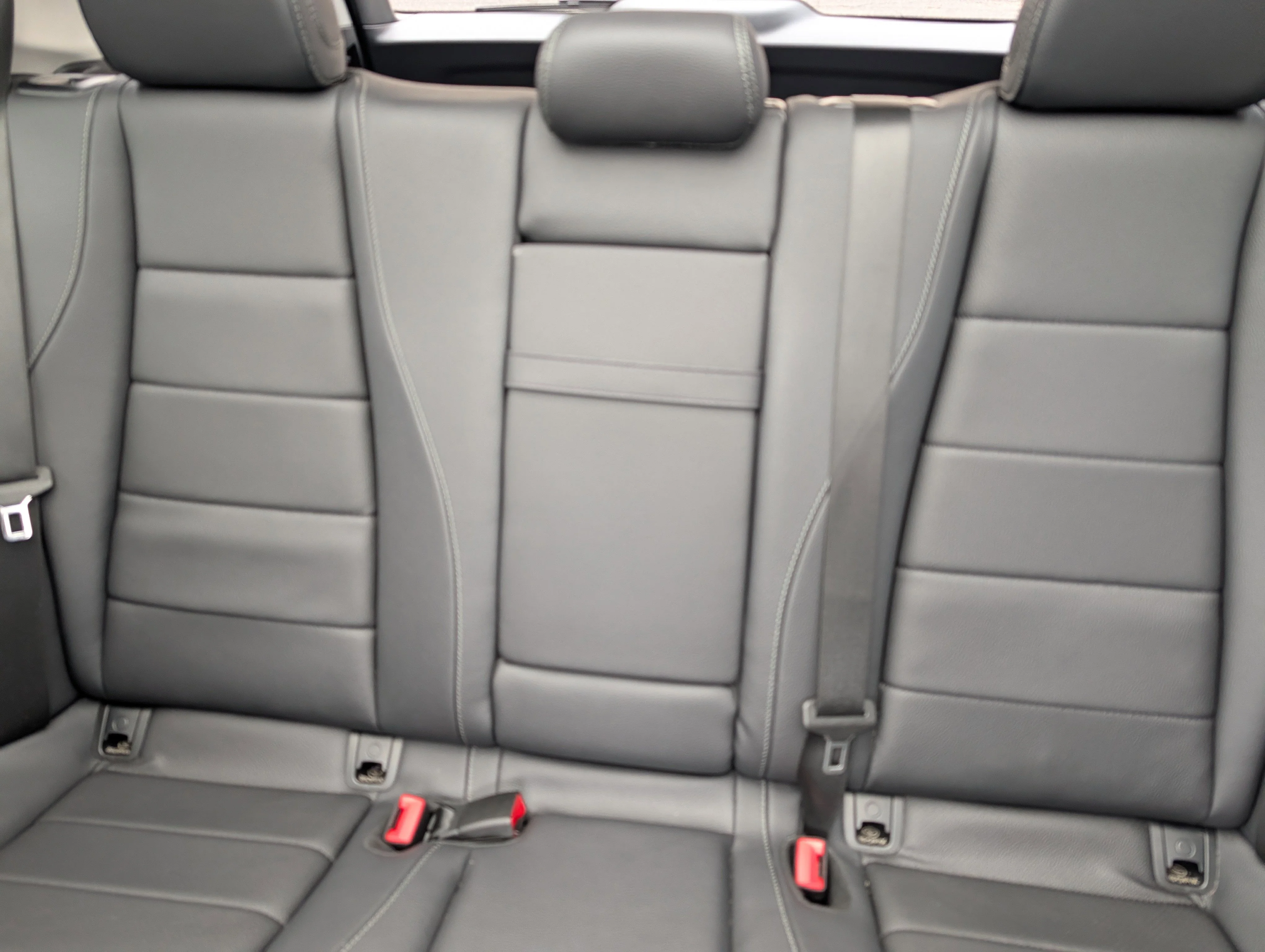Used 2024 Black Mercedes-Benz GLE 450 image 14