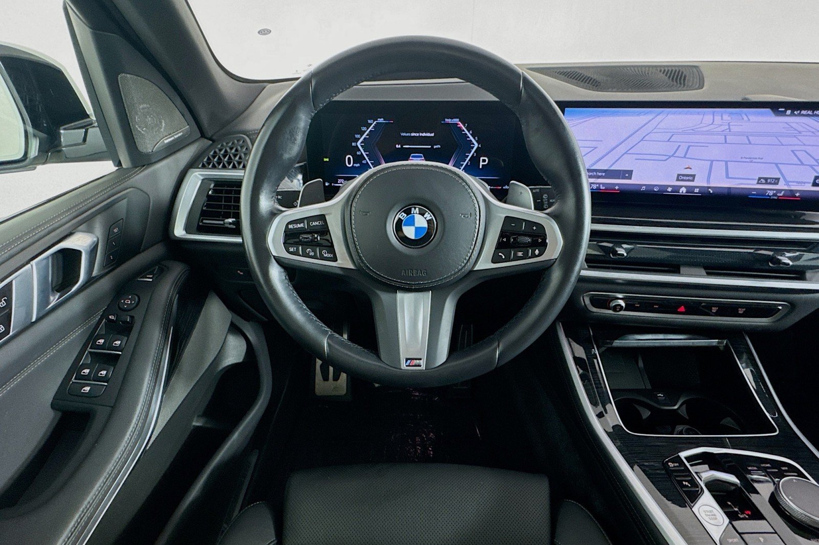 Used 2024 Alpine White BMW xDrive40i image 4