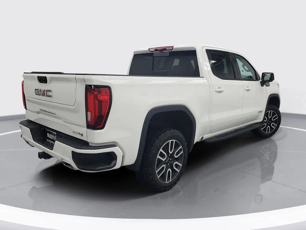 New 2026 Summit White GMC AT4 image 3