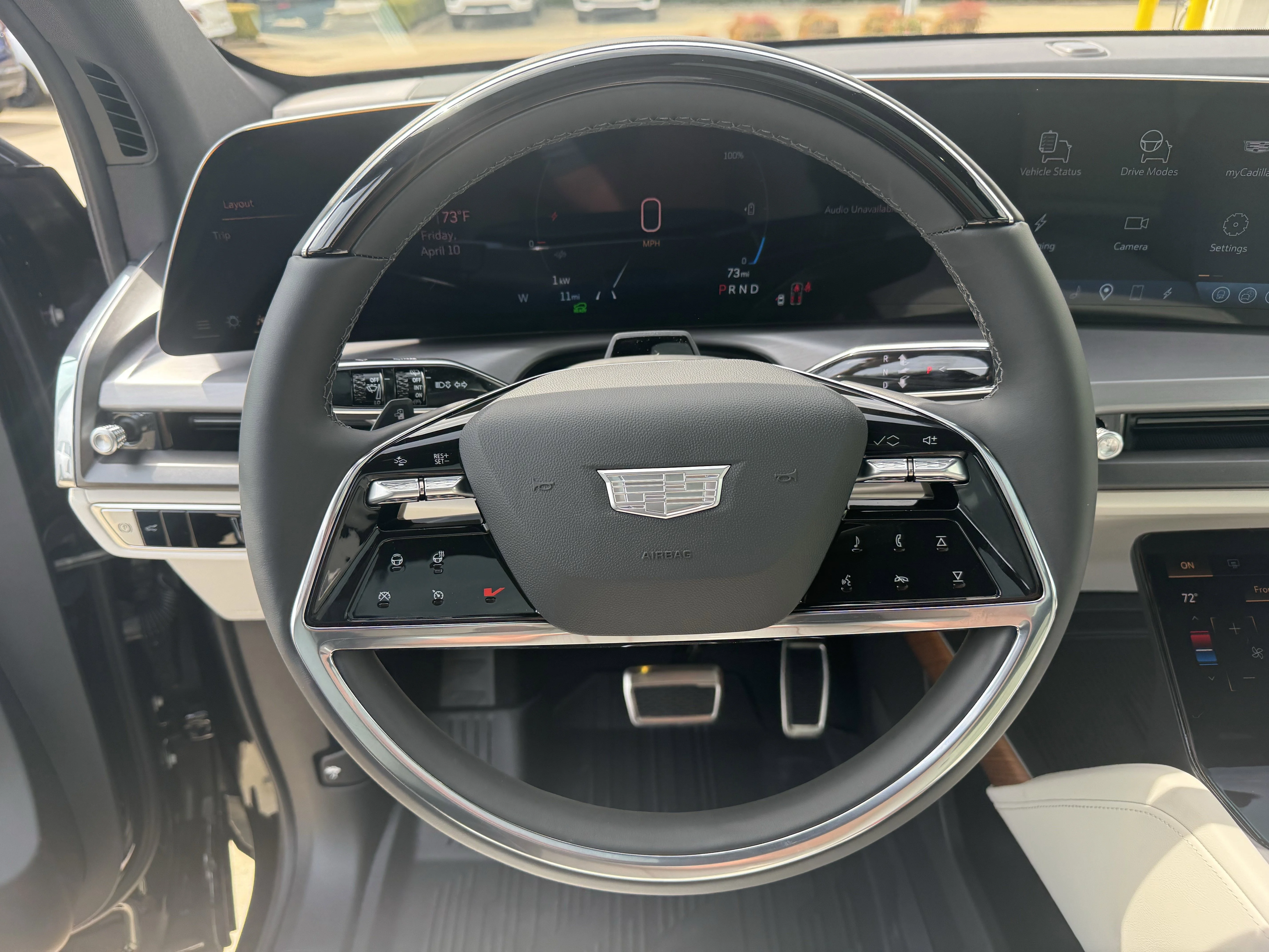 2026 Cadillac VISTIQ Sport - Photo 15