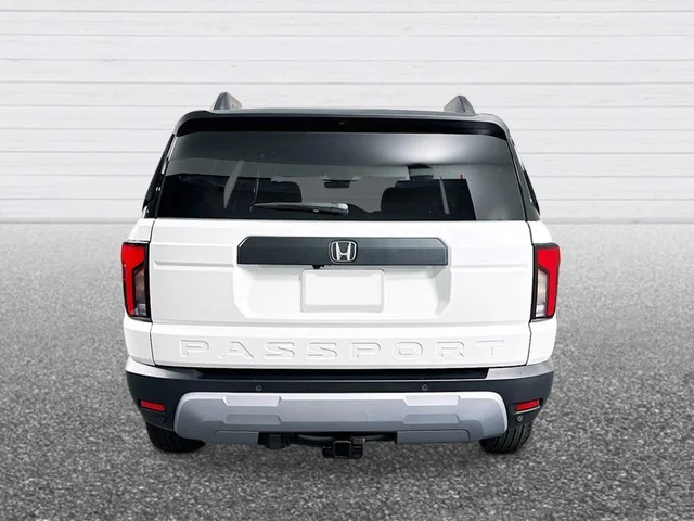 New 2026 Platinum White Pearl Honda RTL Towing image 4
