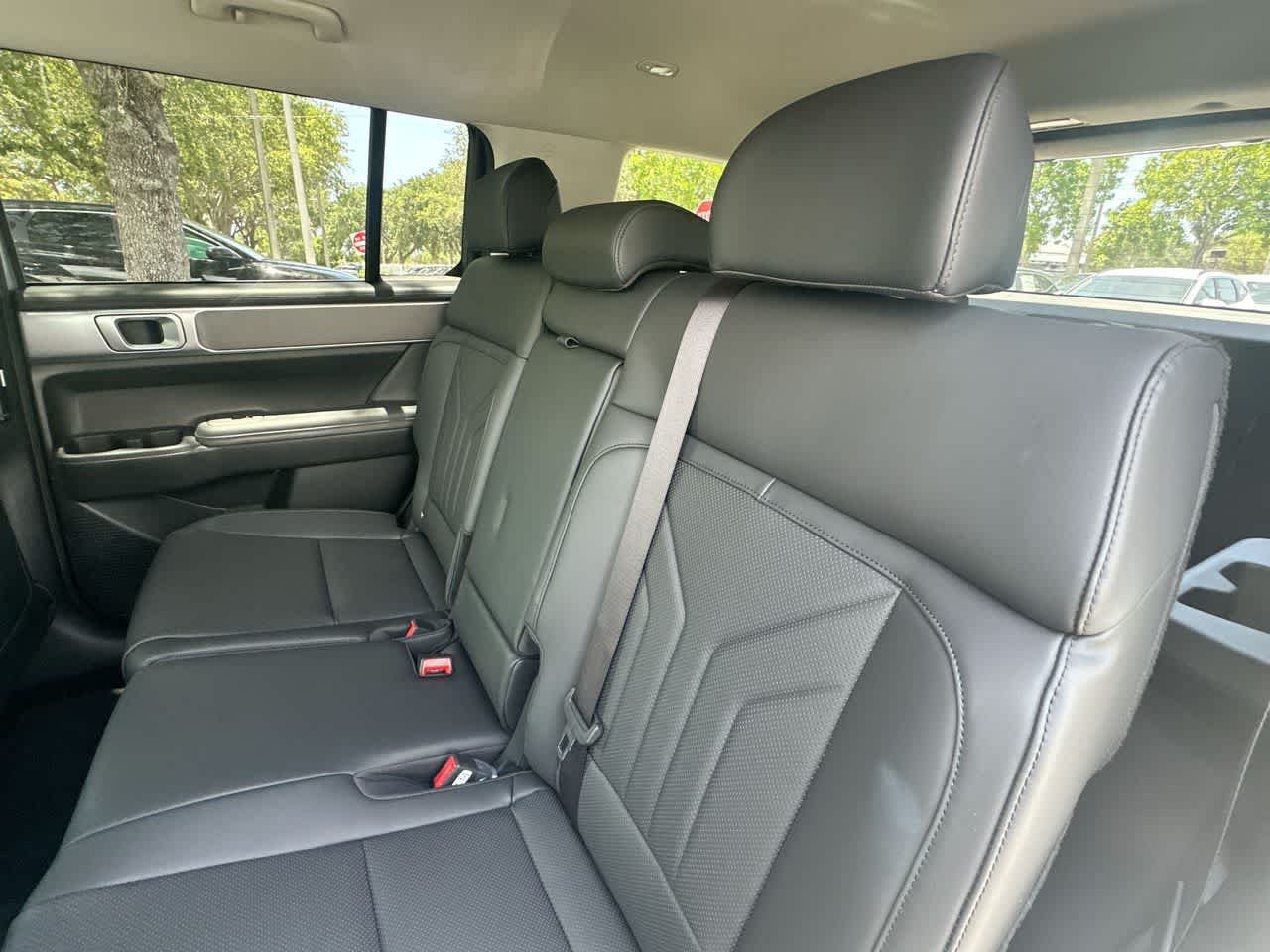 New 2026 Shimmering Silver Hyundai SEL FWD image 22