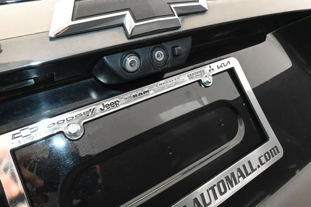 Used 2021 Mosaic Black Metallic Chevrolet RS image 46