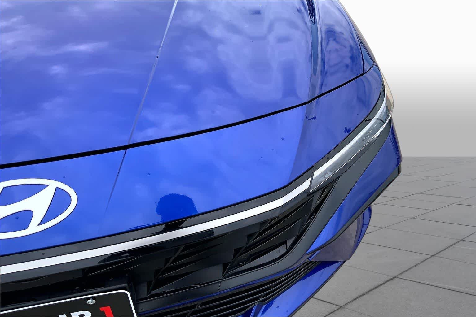 Used 2024 Intense Blue Hyundai SEL image 29