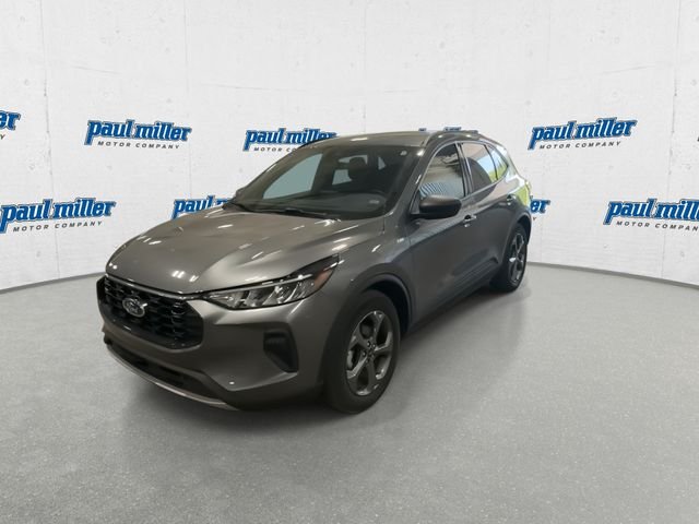 Certified Used 2025 Gray Ford ST-Line image 4