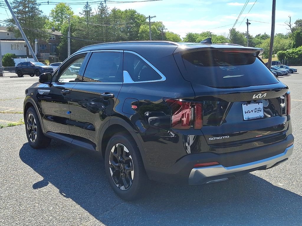 New 2026 Black Kia S image 3