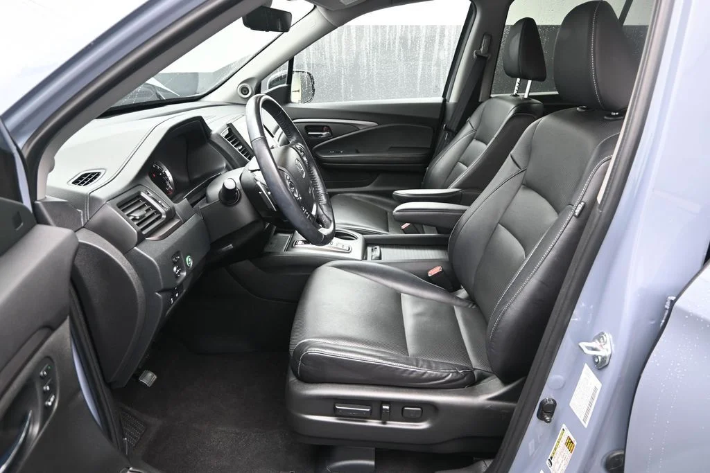 Used 2023 Modern Steel Metallic Honda RTL-E image 15