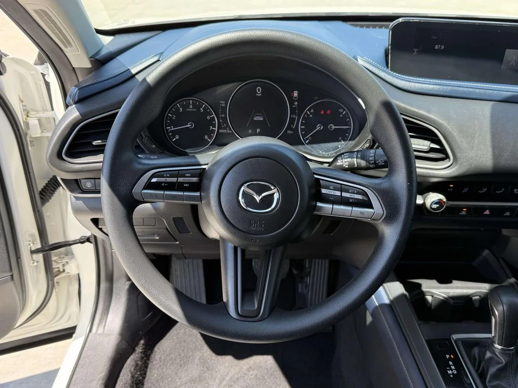 Used 2020 White Mazda S image 17