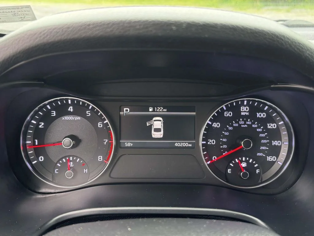 Used 2024 Gray Kia LXS image 24